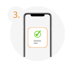 Celular con ícono de verificación que confirma aprobación del préstamo